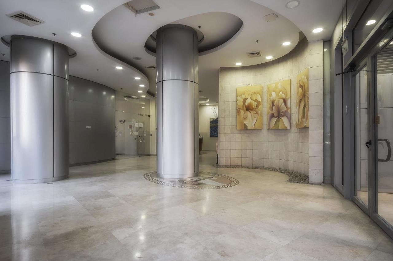 Isralux Apartments Бат-Ям Екстер'єр фото