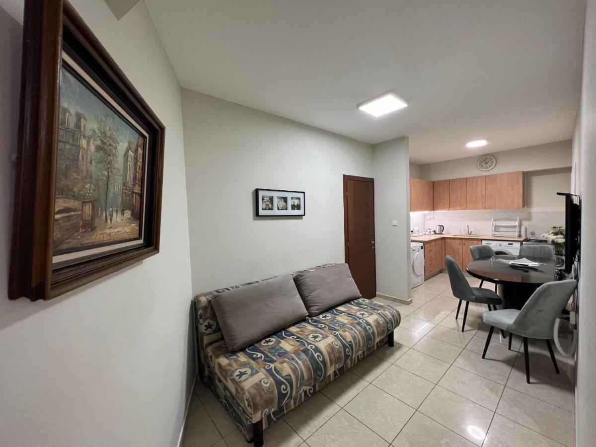 Isralux Apartments Бат-Ям Екстер'єр фото